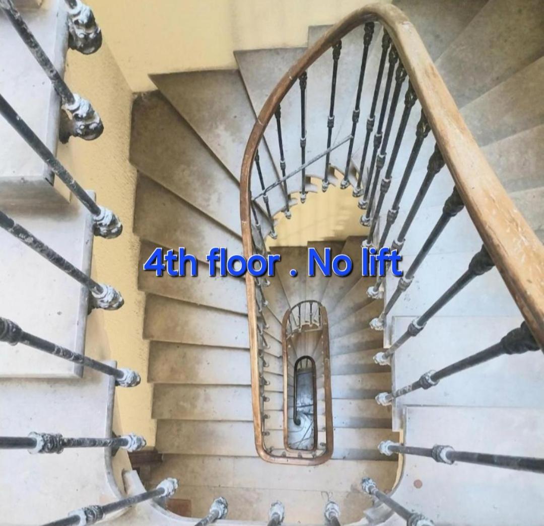Artists Apartment Montpellier-Place De La Comedie Exterior photo